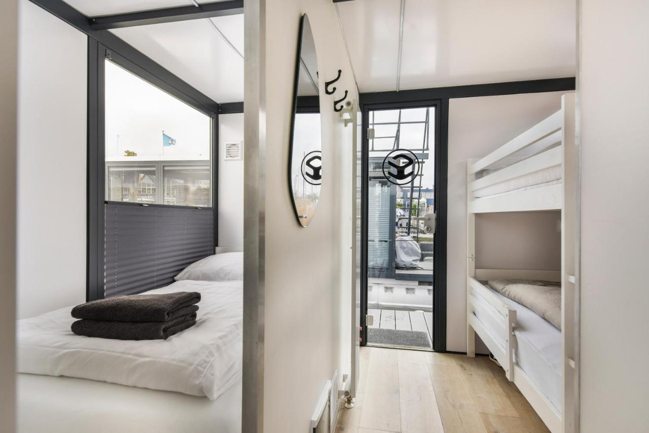 Cosy Tiny Houseboats Near Beach And Restaurants By Weltevreden Experience Ζεεβόλντε Εξωτερικό φωτογραφία