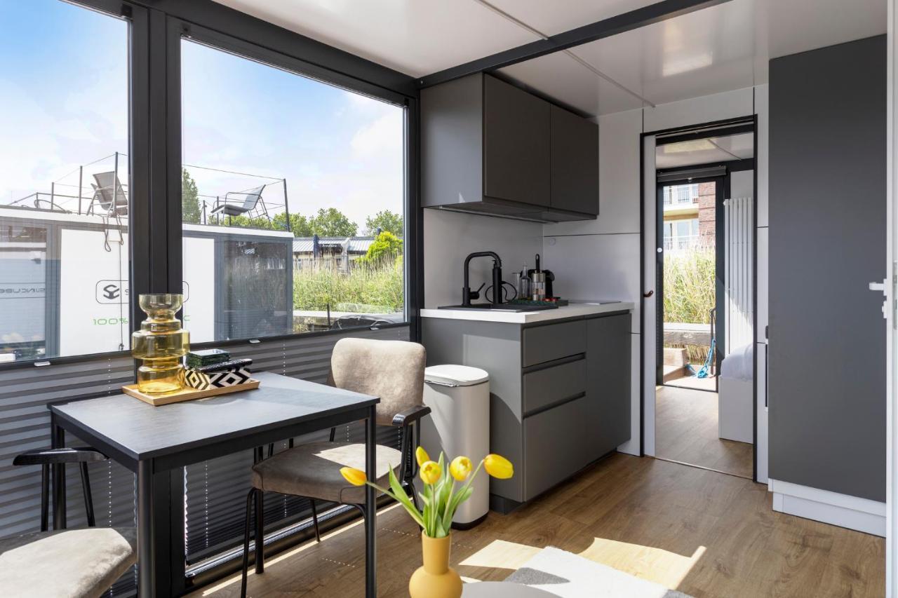 Cosy Tiny Houseboats Near Beach And Restaurants By Weltevreden Experience Ζεεβόλντε Εξωτερικό φωτογραφία