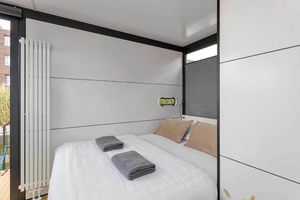 Cosy Tiny Houseboats Near Beach And Restaurants By Weltevreden Experience Ζεεβόλντε Εξωτερικό φωτογραφία
