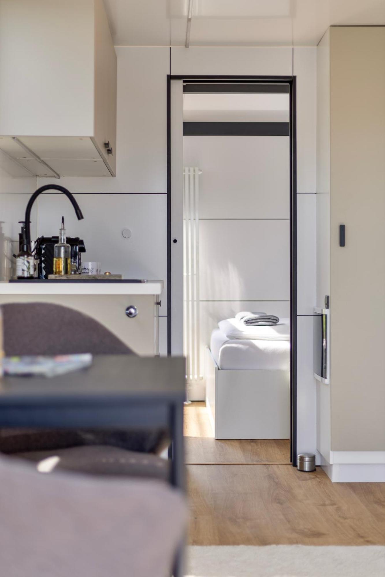 Cosy Tiny Houseboats Near Beach And Restaurants By Weltevreden Experience Ζεεβόλντε Εξωτερικό φωτογραφία